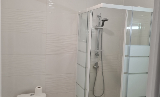 Rénovation salle de bain à Montpellier, Montpellier, AKTUAL Peinture et Nettoyage